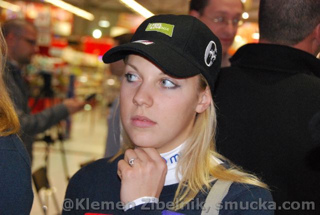 040 Nina Katarina Mihovilovic